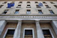 Πληρωμές προς το Δημόσιο και καταβολές δανείων από τα γκισέ των τραπεζών