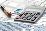 Διαγραφή προστίμων για εκπρόθεσμες δηλώσεις ζητούν οι φοροτεχνικοί