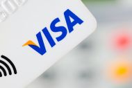 Πώς θα λυθεί ο γρίφος των υποχρεωτικών ηλεκτρονικών πληρωμών 