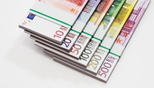 Picture 0 for Οι αυξήσεις που φέρνει το 2020 για μισθωτούς και συνταξιούχους η μείωση των συντελεστών φορολογίας