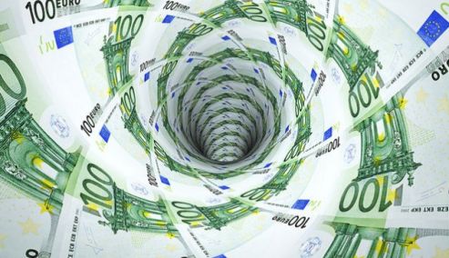 Picture 0 for Αυξήθηκαν οι οφειλέτες με χρέη έως 500 ευρώ στην εφορία - 71,6 δισ. χρωστούν οι επιχειρήσεις