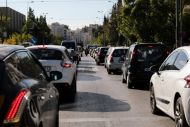 Τέλη κυκλοφορίας: Πότε αναρτώνται – Τα πρόστιμα και οι τρόποι πληρωμής
