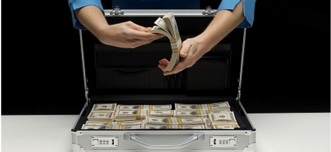 Picture 0 for Απίστευτη κομπίνα άνω του 1,5 εκατ.ευρώ στον ΟΑΕΔ