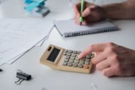 Φορολογικές δηλώσεις: Δύο στους 10 ζουν με... 83 ευρώ το μήνα - Πόσοι δηλώνουν έως 10.000