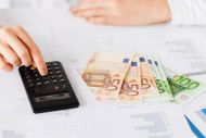 Ελεύθεροι επαγγελματίες: Ποιοι γλιτώνουν τον τεκμαρτό τρόπο φορολόγησης