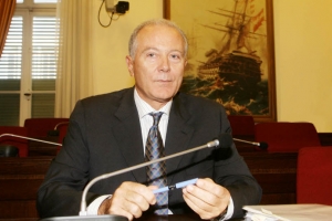 Ηλεκτρονικό φακέλωμα για όλους συστήνει ο Προβόπουλος