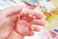 Επίδομα μητρότητας σε μη μισθωτές: 12 χρήσιμες ερωτήσεις και απαντήσεις - Πότε διακόπτεται η επιδότηση