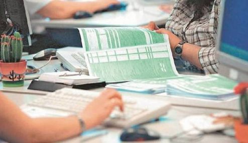 Picture 0 for Φορολογικές δηλώσεις 2024: Αντίστροφη μέτρηση για την υποβολή τους - Οι αλλαγές από φέτος