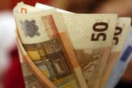 Συντάξεις: Στις 25 Απριλίου ξεκινούν οι πληρωμές
