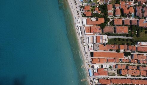 Picture 0 for Έλεγχοι με drones για παραβάτες σε παραλίες και αιγιαλό -  Ξεκίνησαν από τη Χαλκιδική 