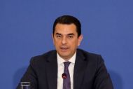 Κ. Σκρέκας: Ο πληθωρισμός αποκλιμακώνεται, τα μέτρα αποδίδουν – Η μάχη κατά της ακρίβειας συνεχίζεται