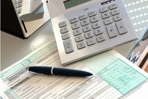 Αναβολή έως την άνοιξη παίρνει η αύξηση του ΦΠΑ