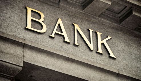 Picture 0 for Τράπεζες: Κέρδη ρεκόρ 2,2 δισ. ευρώ το πρώτο 6μηνο - Εσοδα από τόκους και προμήθειες