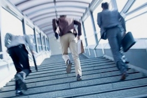 Στην πρίζα οι εφοριακοί από Κουσελά