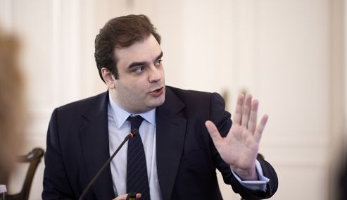 Picture 0 for Τέλος στο σενάριο κατάργησης του ΕΝΦΙΑ από τον Πιερρακάκη - Παράθυρο για φοροελάφρυνση στα ενοίκια