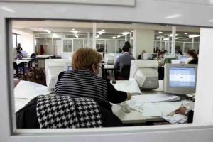 Κάλυψη για ιατροφαρμακευτική και νοσοκομειακή περίθαλψη σε ασφαλισμένους του ΟΑΕΕ ηλικίας 30 - 65 ετών που είναι άνεργοι 