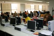 Το Δημόσιο για το 2013 θα πρέπει να μειωθεί κατά 25.000 υπαλλήλους 