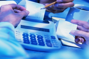 Με διαδικασίες εξπρές η επιστροφή ΦΠΑ μέχρι 5.000 ευρώ