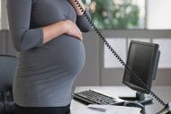 Επίδομα μητρότητας στις ασφαλισμένες του ΟΑΕΕ